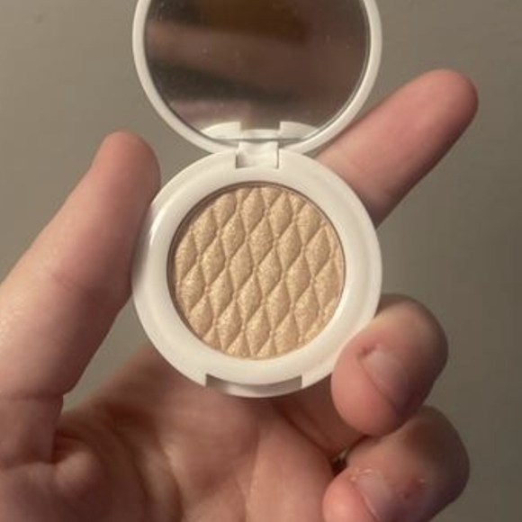 🐚 Seraphine Botanicals "Oyster" Diamantine Beaming Highlighter - Picture 4 of 9